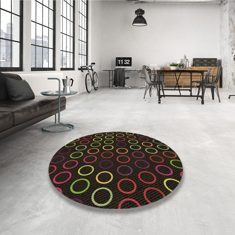 Indoor Rug, Round 3'
