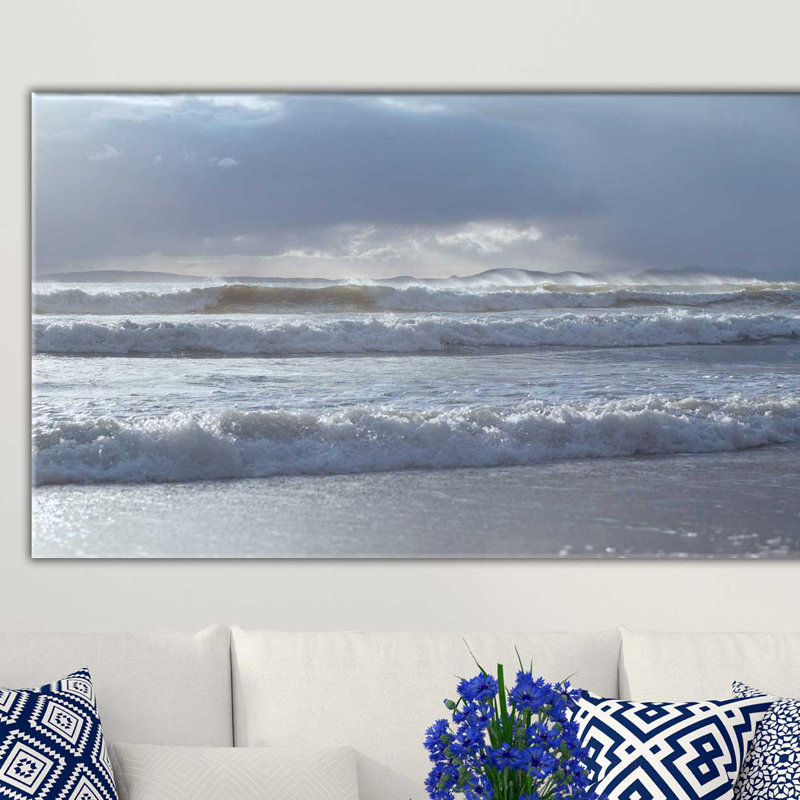 « calme before the storm », reproduction de photo sur toile tendue, H 36 po x l 60 po x P 1,5 po