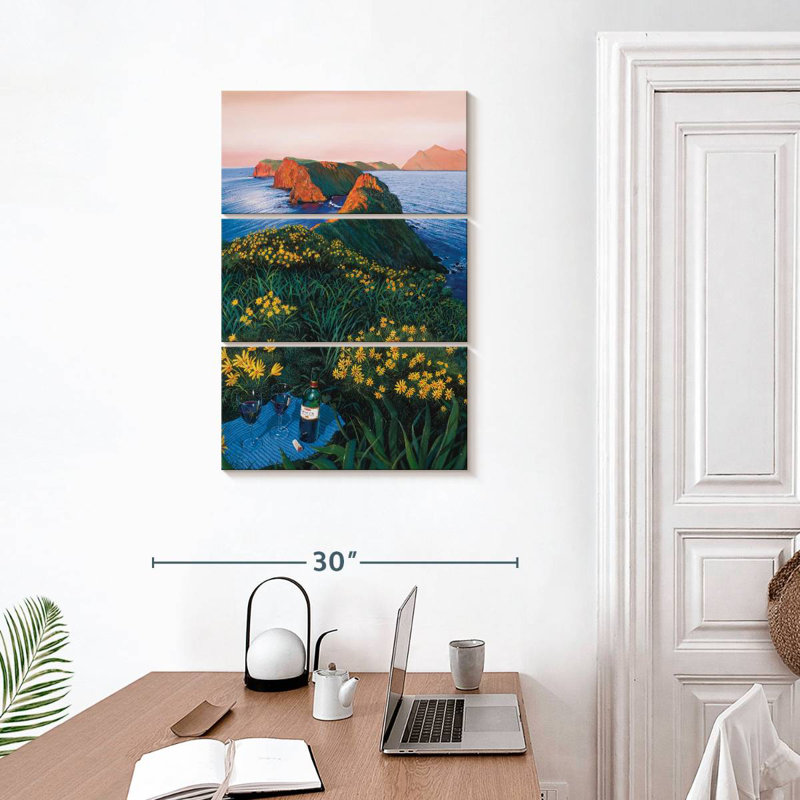 Gillard Drink In The View, 32" H x 20" W