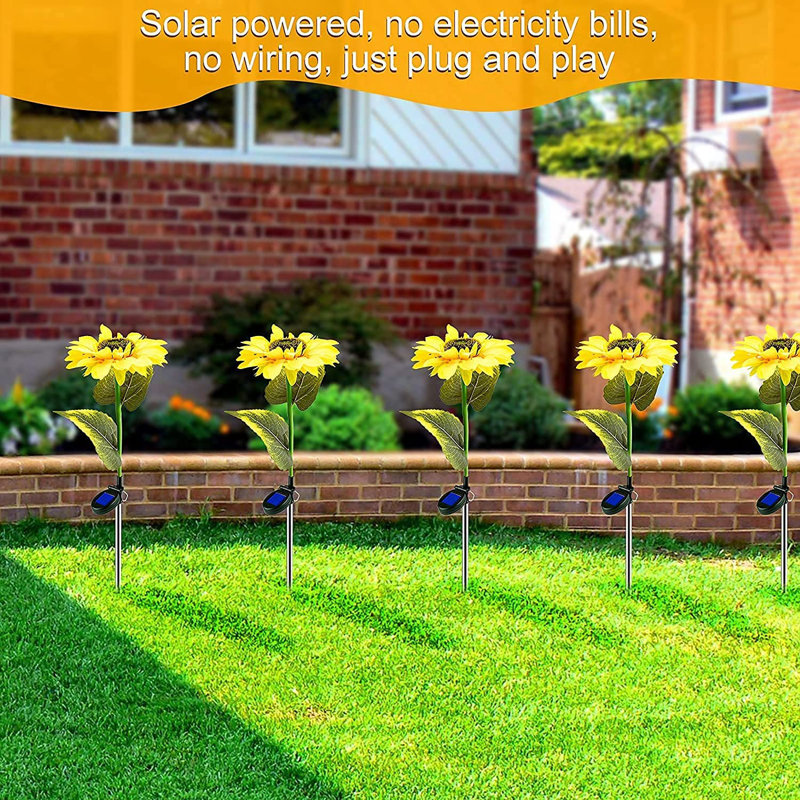 Low Voltage Solar Powered Integrated LED Pathway Light Pack