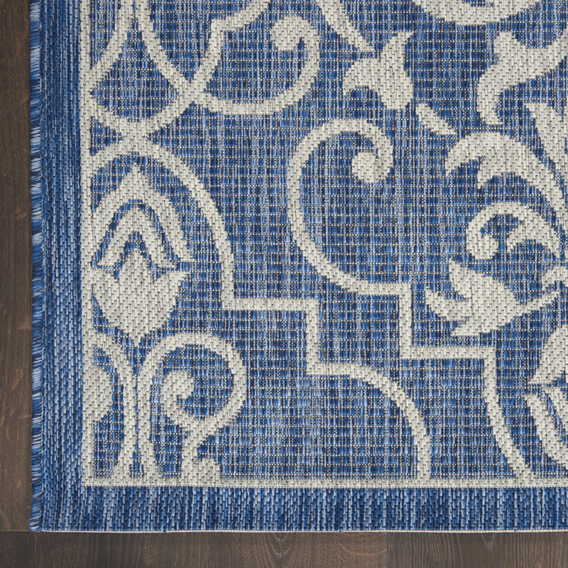 Girraj Oriental Indoor / Outdoor Rug, Rectangle 2'2" x 3'9"