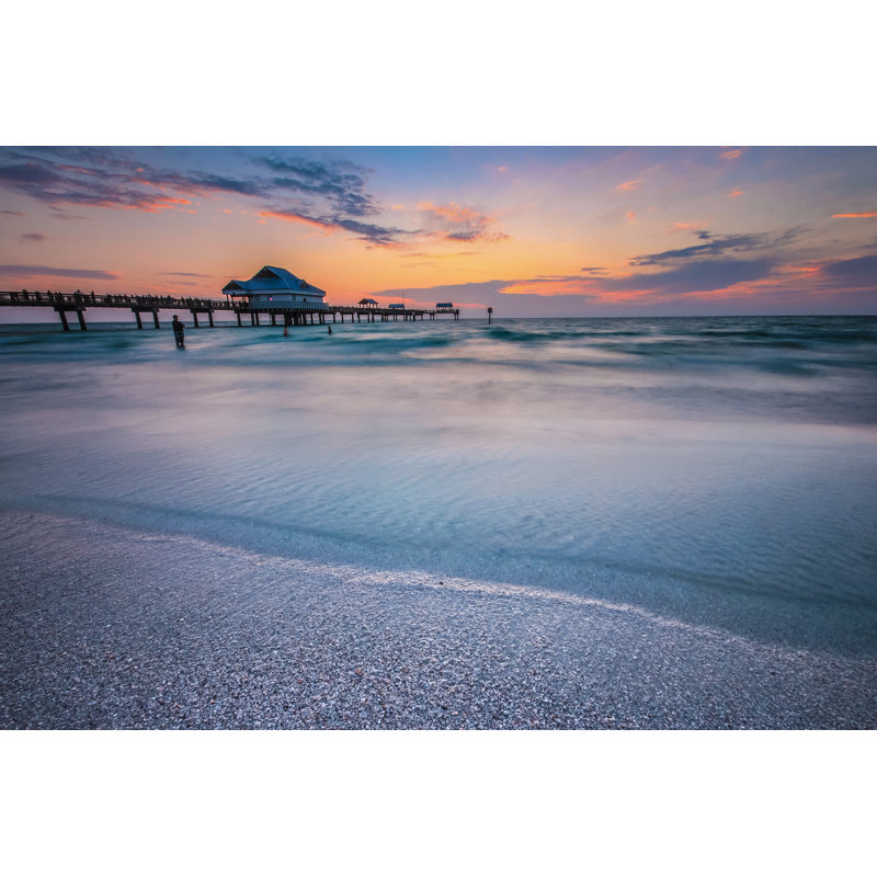 Coucher de soleil sur la plage par Sreenath_K - Photographie sur toile tendue, L 36 po x H 24 po