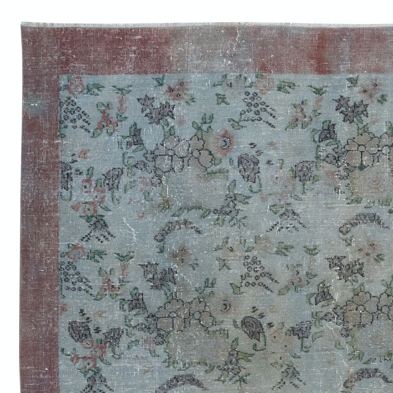 Tapis turc à motif de fleurs fait à la main 7 x 10,4 pi avec bordure rouge uni et fond bleu clair