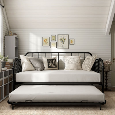 Twin Metal Daybed with Trundle