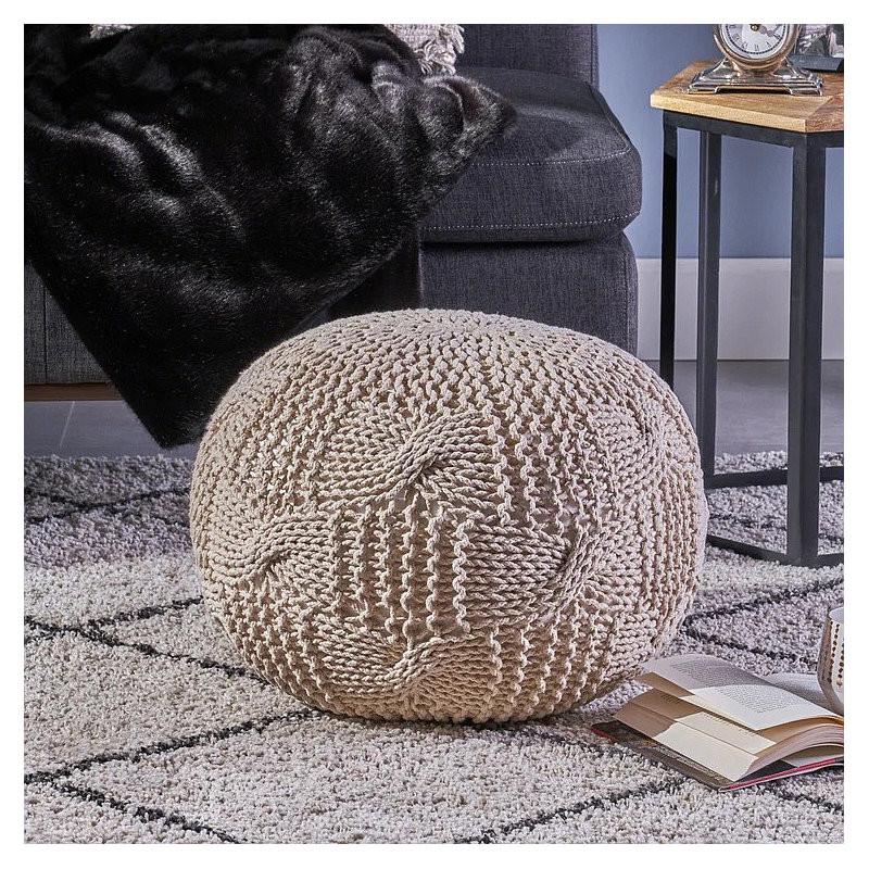 Pouf tricoté