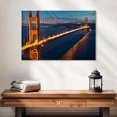 Lilie Golden Gate Bridge, San Francisco, après la tombée de la nuit
