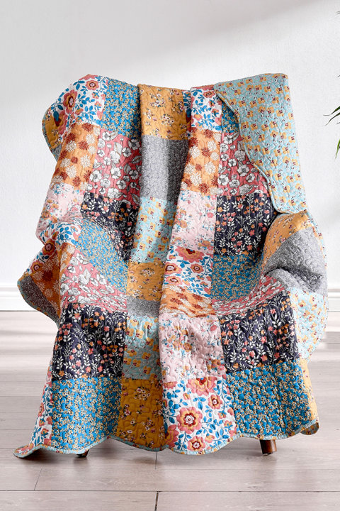 Blankets and Throws
