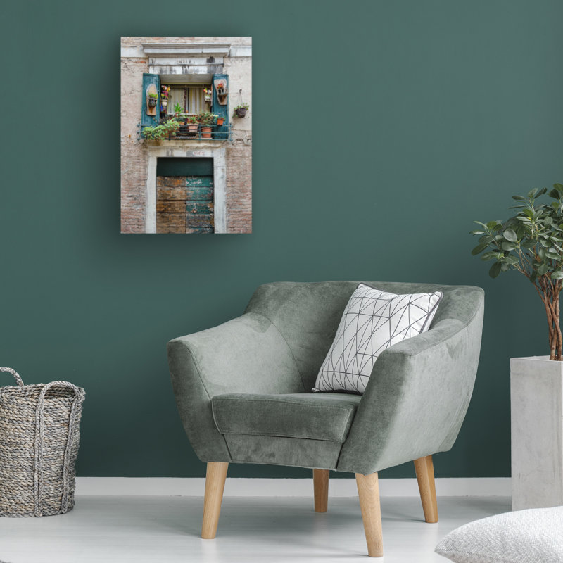 Laura Denardo, «Italian Window Flowers I», art sur toile, H 32 po x l 22 po x P 2 po