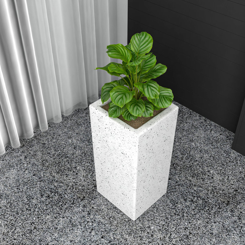 Pot à fleurs Terra Fiberstone et MGO, Blanc à pois, H 19,7 po x l 7,9 po x P 7,9 po