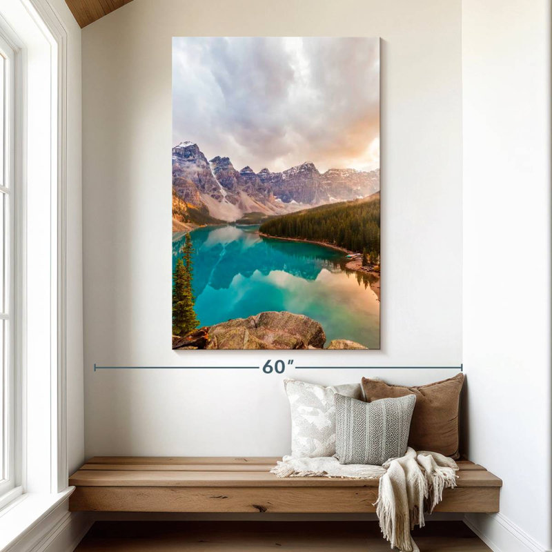 Alvord Glorious Blue Moraine Lake, H 51 po x l 34 po