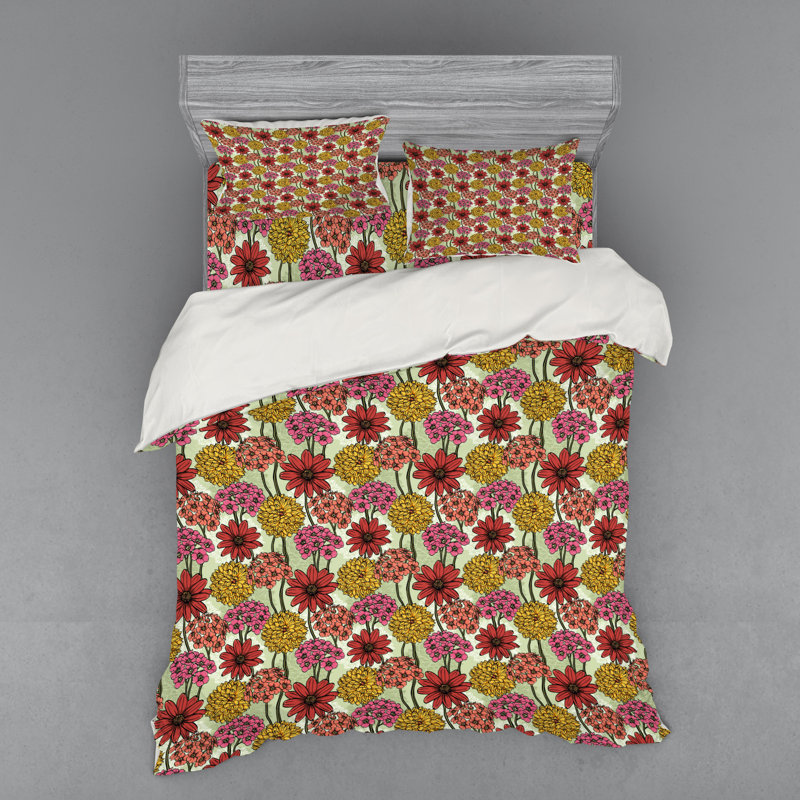 Farmhouse / Country Polyester Floral Duvet Cover, Queen Duvet Cover + 3 Additional Pieces