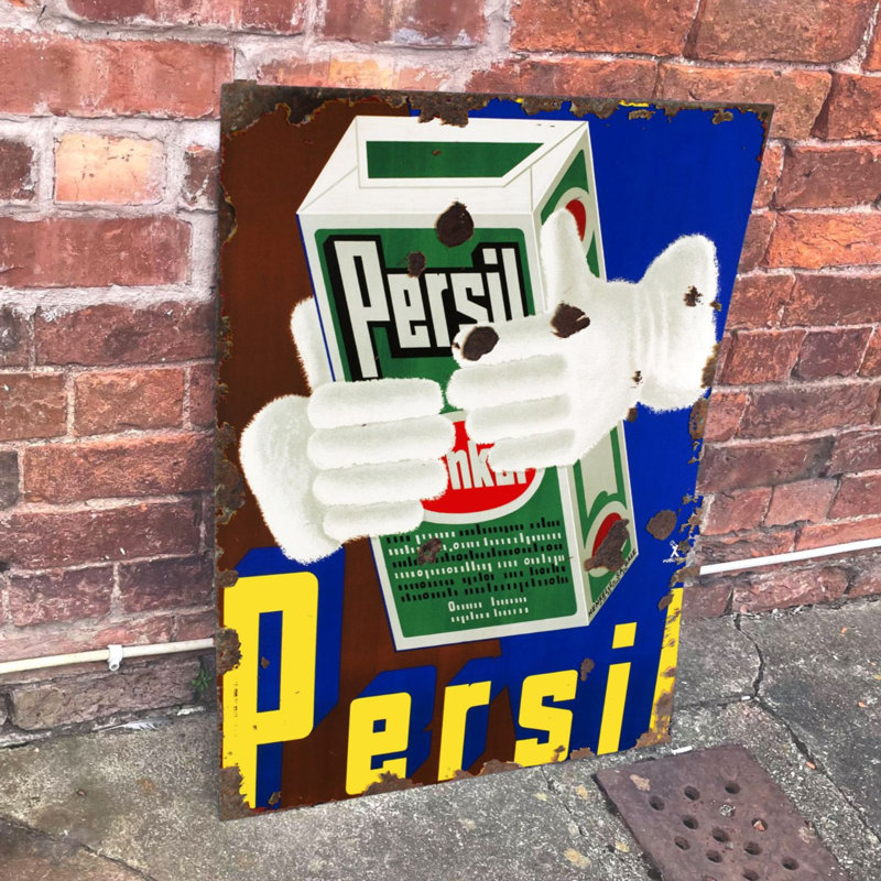 Entertainment Wall Decor on Metal, 60cm H x 40cm W