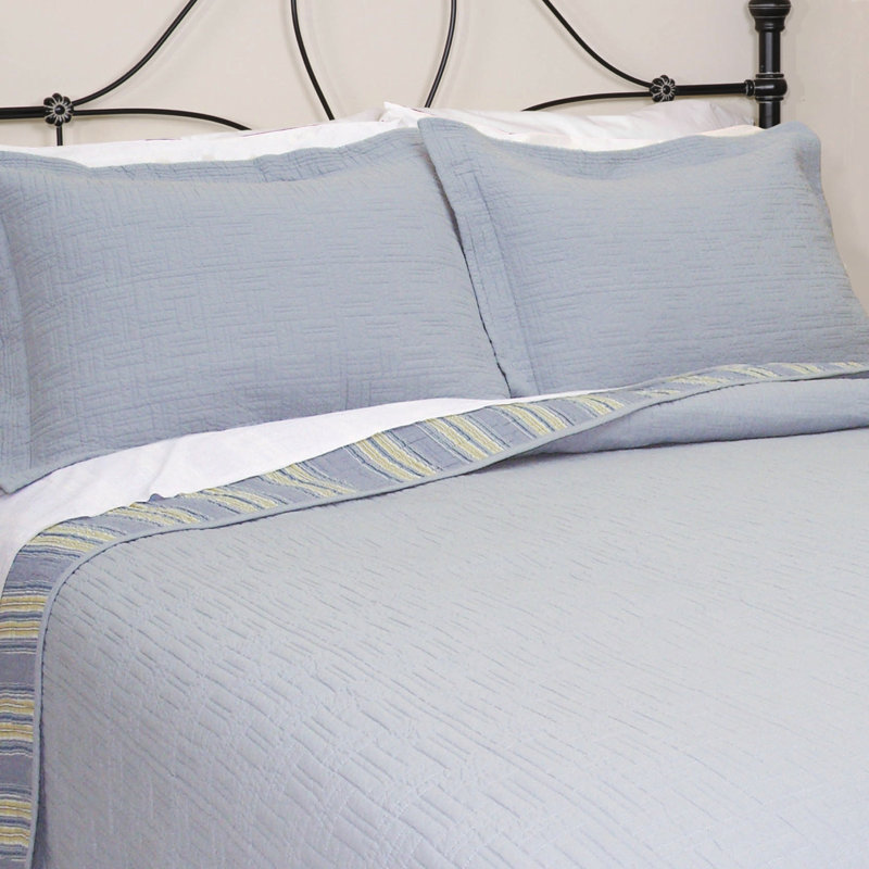 Traditional Cotton Quilt