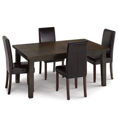 Ensemble de salle à manger 5 pièces Acadian / Eastwood avec table en bois massif et 4 chaises rembourrées à haut dossier