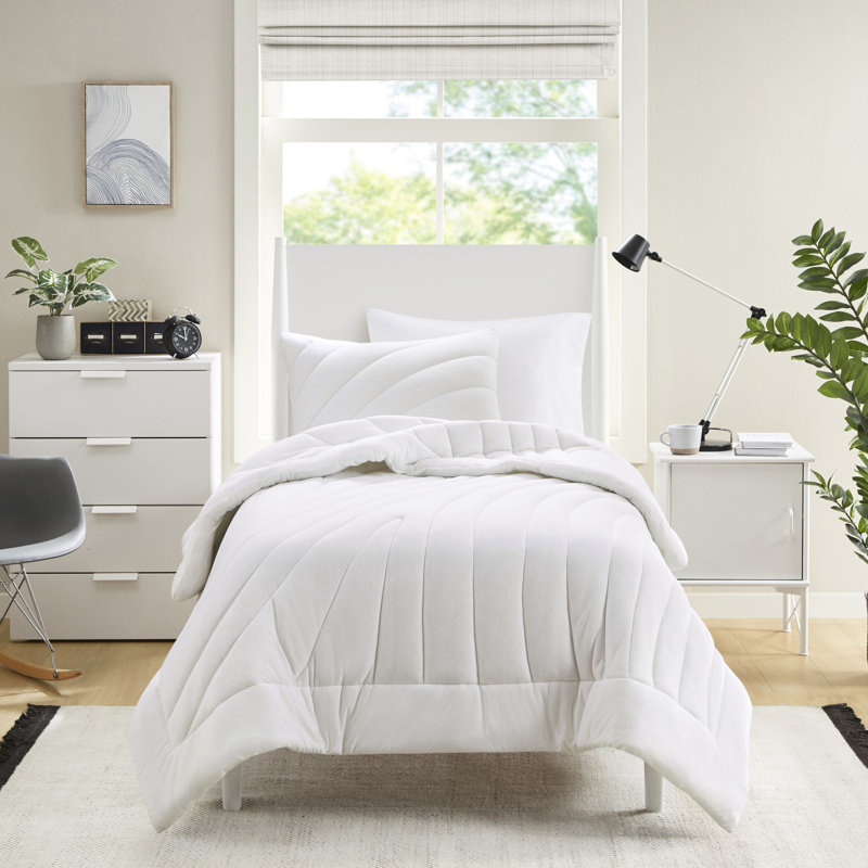 Édredon 3 pièces double / grand - blanc, rembourrage doux, lavable à la machine et aspect avec 2 taies décoratives, rembourrage confortable de 350 g / m²
