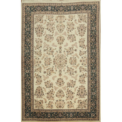 Traditional Floral Oriental rug 12x18