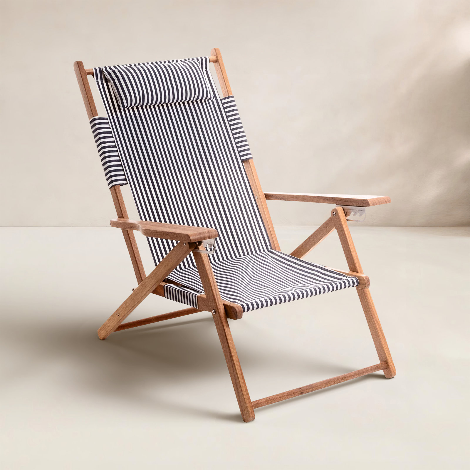 Reclining Beach Chair with Cushion, Lauren's Navy Stripe