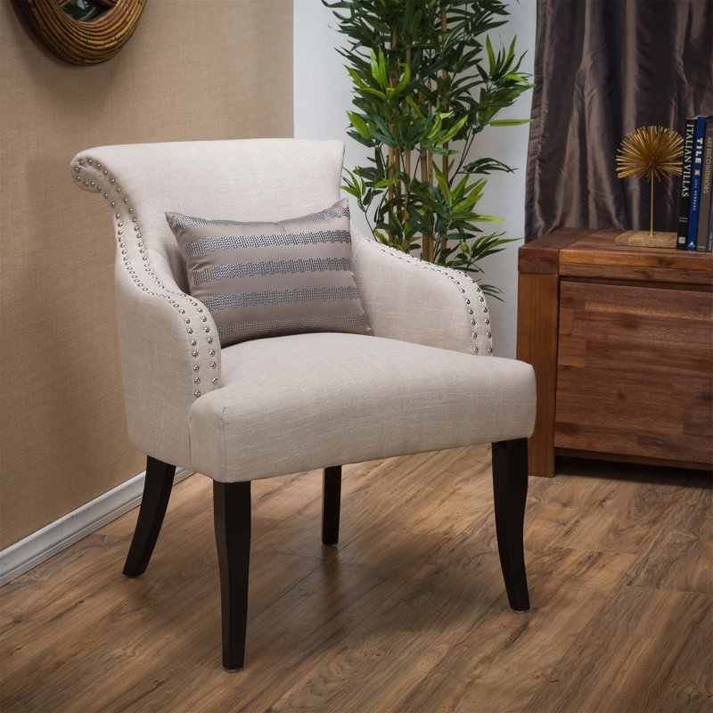 Fauteuil confortable avec un design élégant pour le rehaussement du salon