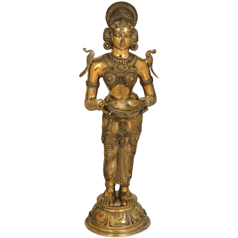 Statue Deepalakshmi