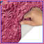 Tapis de bain rose à motif damassé-129086919