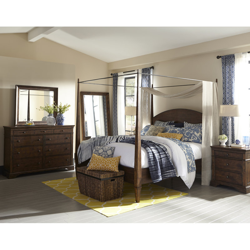 Trisha Yearwood 62'' W Dresser