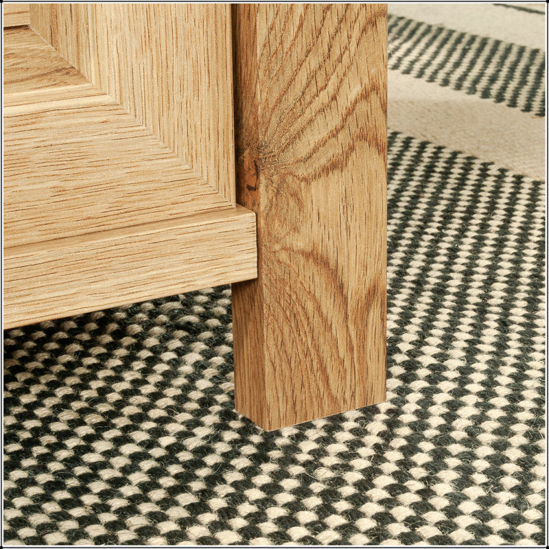 Table basse relevable avec rangement dissimulé et surface escamotable, parfaite pour les espaces de vie modernes et traditionnels.