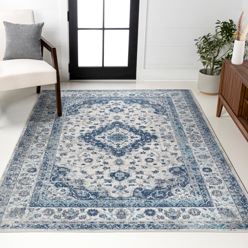 Yenovk Ornate Medallion Persian Blue/Grey Rug, Rectangle 5'3" x 7'7"