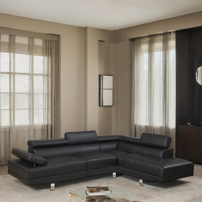 Toolleen 105" Wide Right Hand Facing Sofa & Chaise by Wade Logan