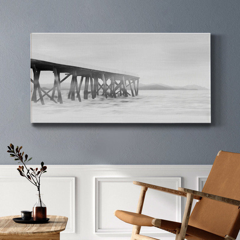 Misty Morning Pier - Impression sur toile tendue, H 24 po x l 12 po x P 1 po
