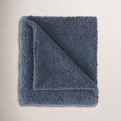 Teddy Boucle Throw Blanket