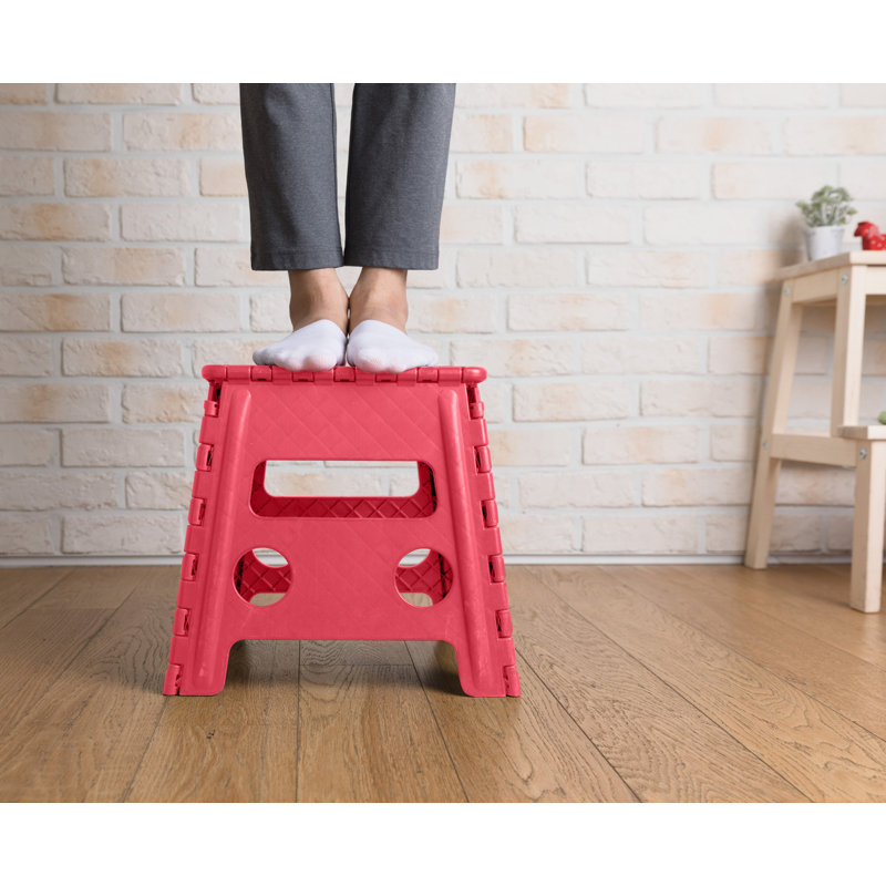 Escabeau peu encombrant, Rouge