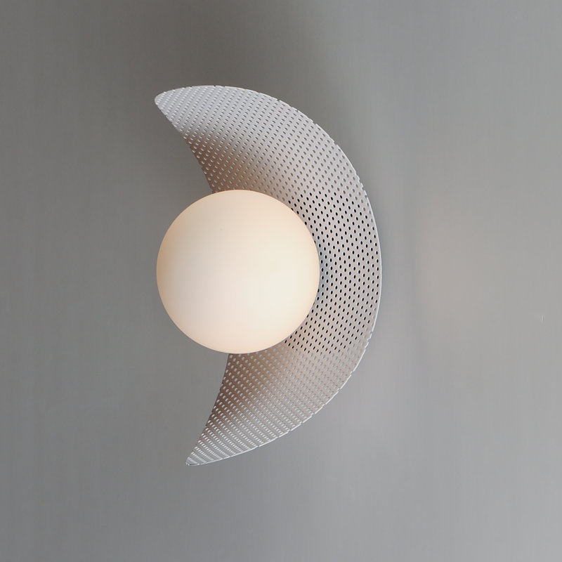 Chips 1 - Light Flush Mounted Sconce, Matte White