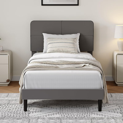 Structure de lit tapissier en velours avec tête de lit 31,1 po, éponge EVA antibruit, dégagement sous vide robot de 6,3 po, lattes en bois, aucun sommier requis