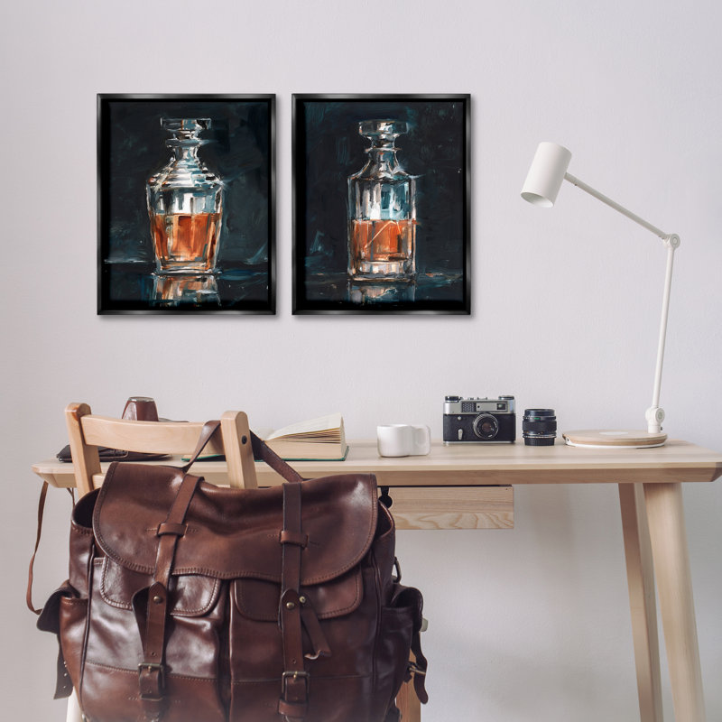 «Abstract Whiskey Decanters», ensemble de 2 toiles flottantes encadrées par Ethan Harper, H 21 po x l 17 po