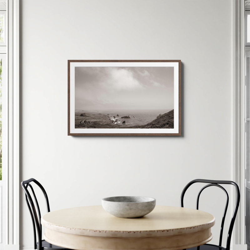 «When Sea Becomes Sky» par Nathan Larson, Papier avec cadre photo noyer, Oui, H 24 po x l 36 po