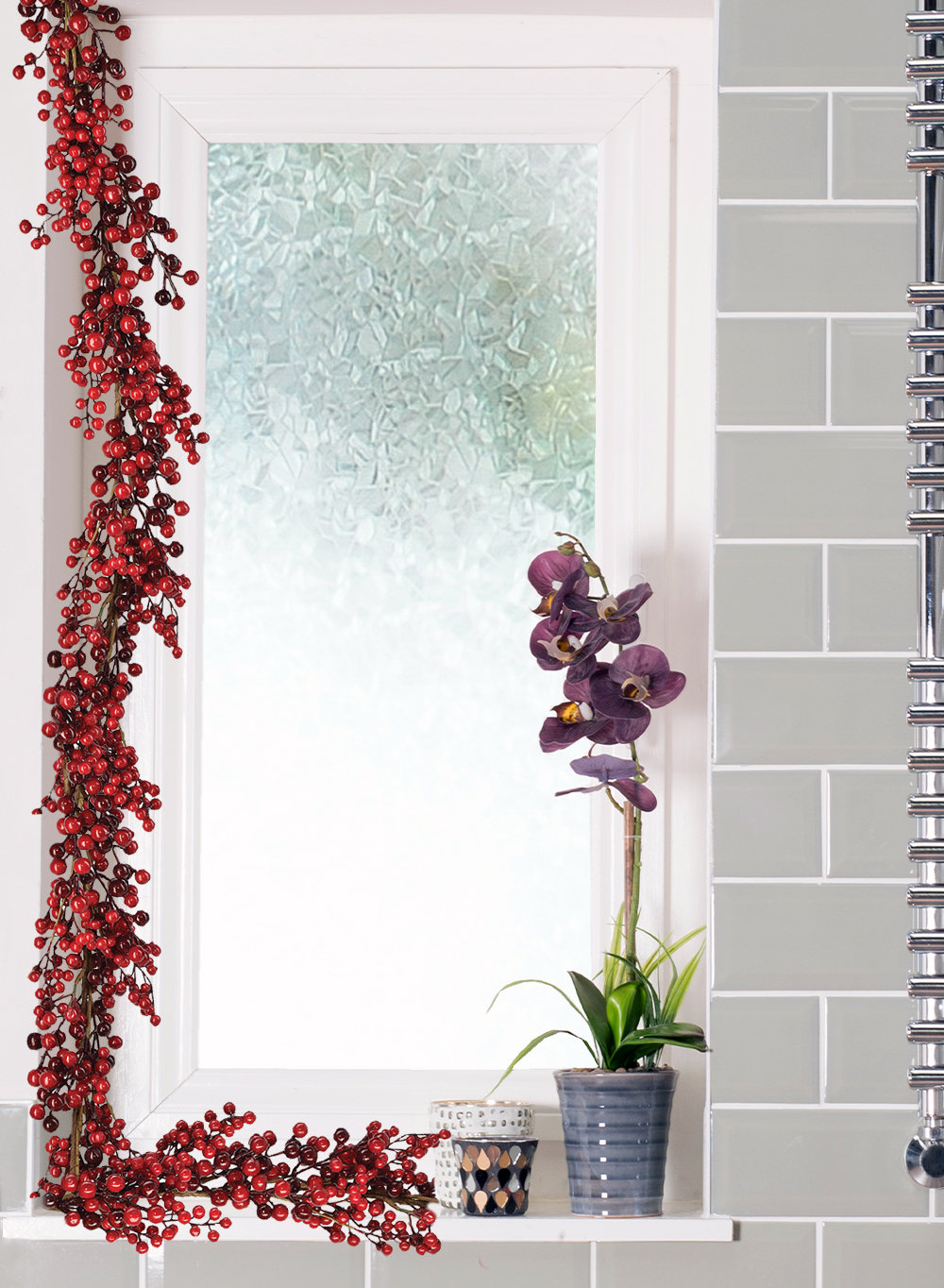 58'' in. Faux Berry Garland