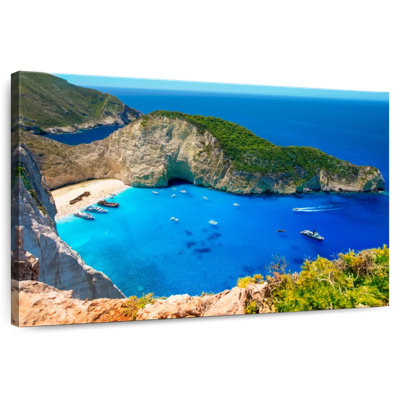 Navagio Gillard Paradise