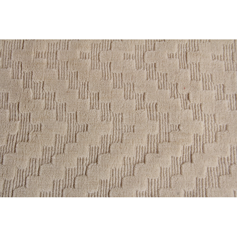 Demani Wool Chevron Area Rug in Linen, Rectangle 14' x 18'