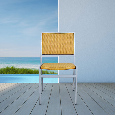 Chaise de patio empilable Hermosa