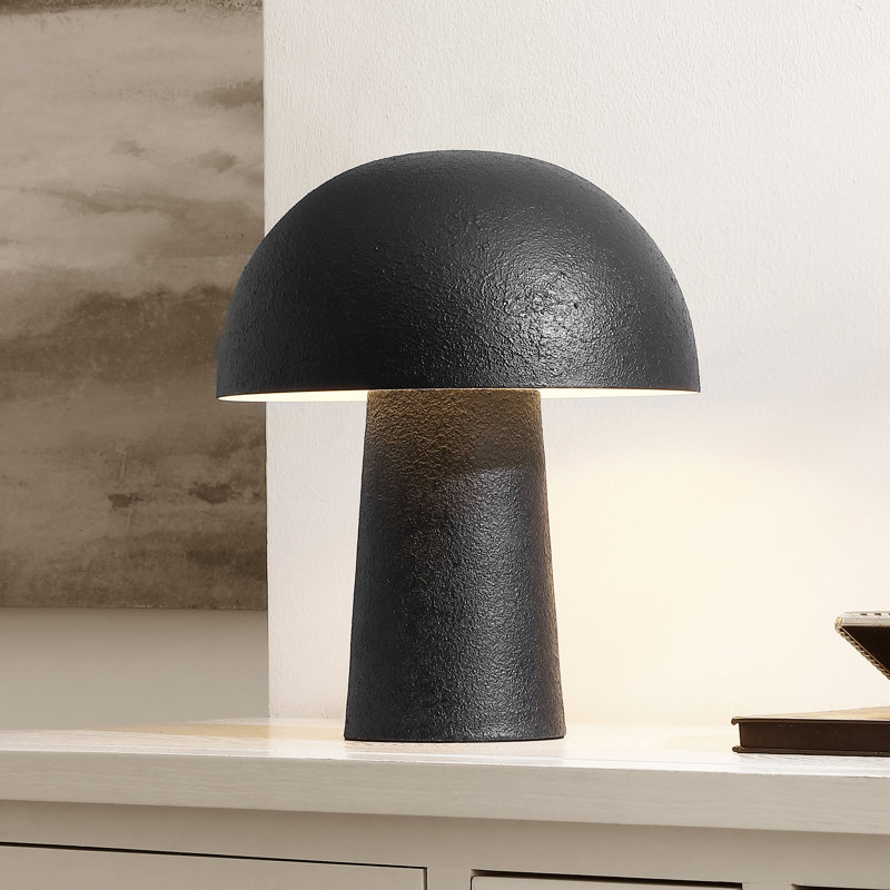 Niara metal table lamp