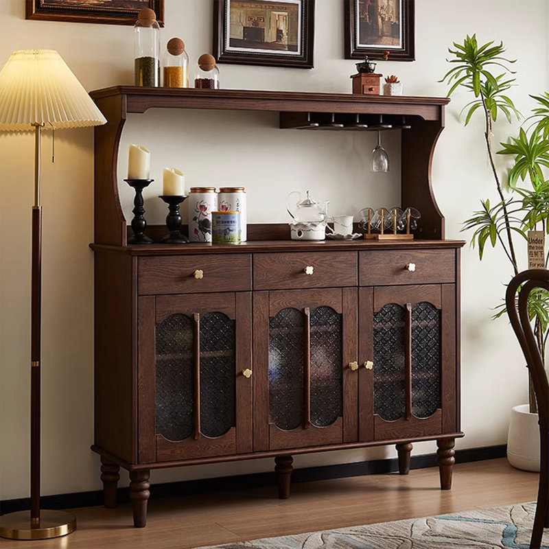 Buffet en bois de noisette en verre massif brun