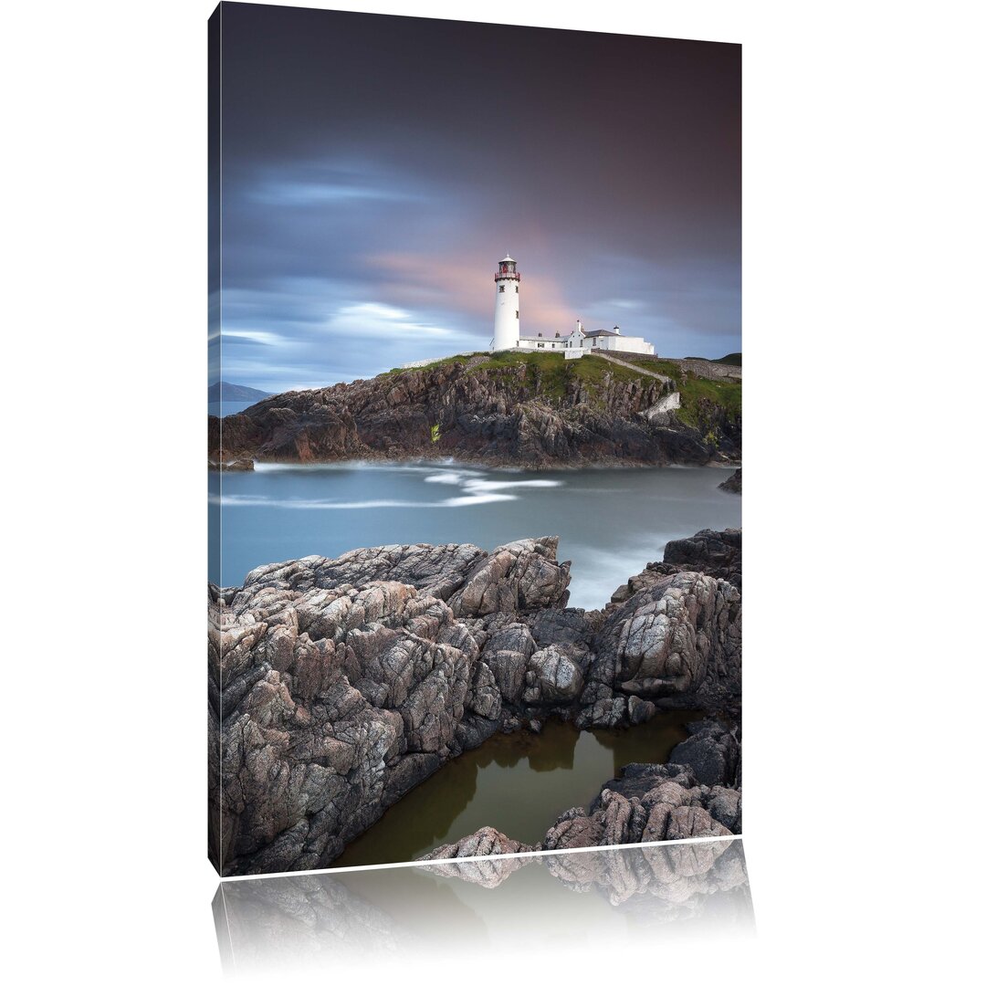 Leinwandbild Leuchtturm im Meer, Fotodruck