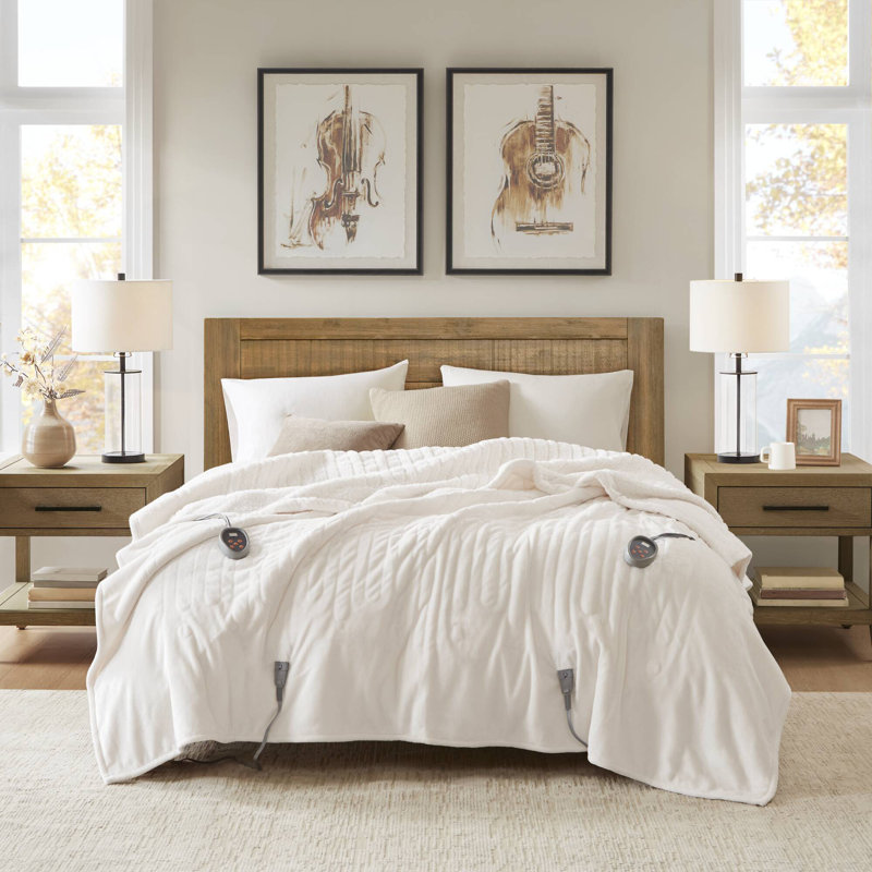 Twin Ivory Knitted Reversible Heated Blanket