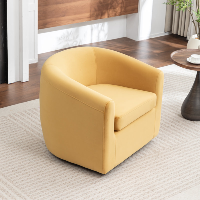 Fauteuil demi-tonneau pivotant de 33,5 po Odey, Velours jaune