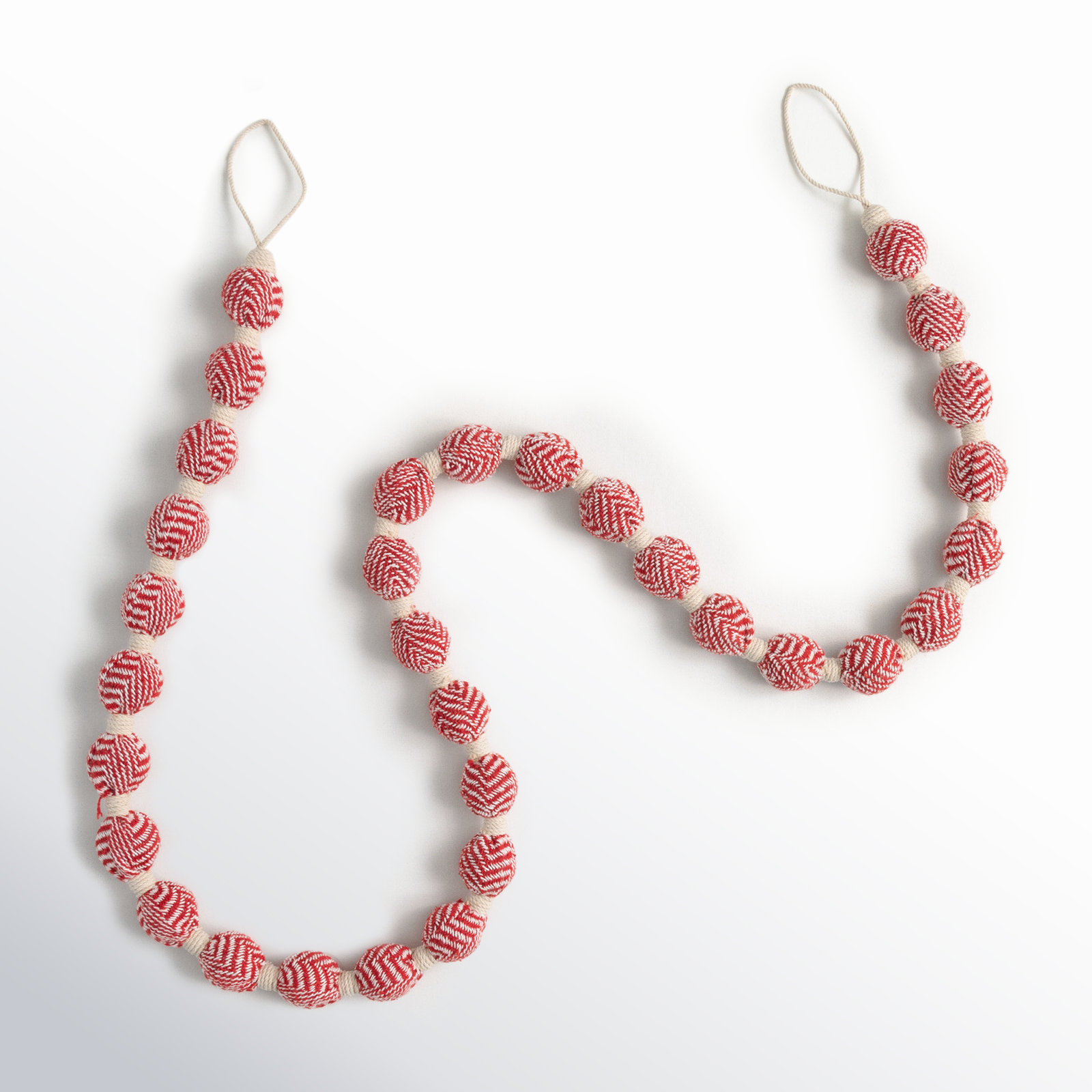 Herringbone Ball Novelty Garland, Red