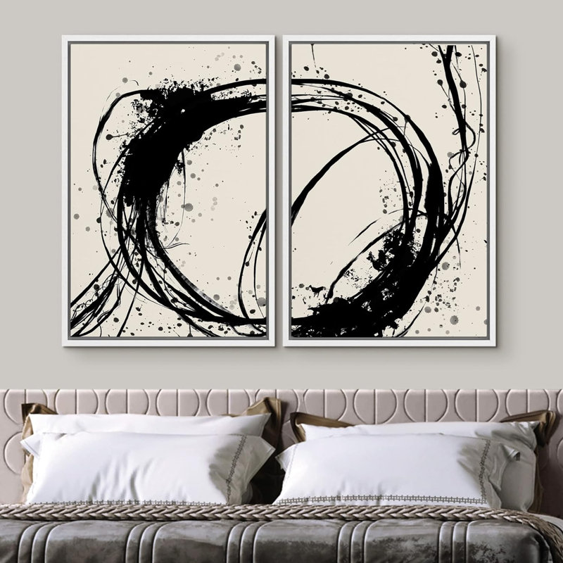 «Geometric Graffiti Paint Stroke Circles», 2 pièces, H 36 po x l 24 po, Blanc