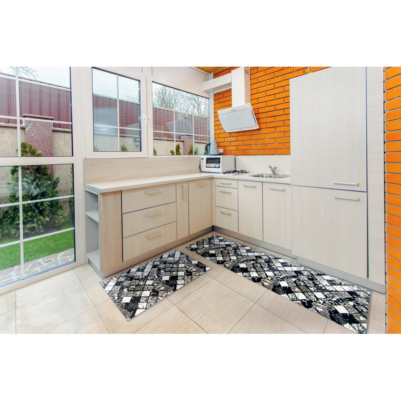 Tibbetts Print Absorbent Soft Kitchen Mat, Rectangle 1'8" x 4'11"