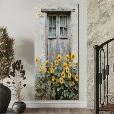 Tournesols de campagne de Gilyard et porte de grange - art encadré de tournesols
