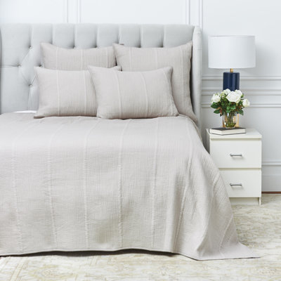 Maxine Oyster Standard Cotton Quilt