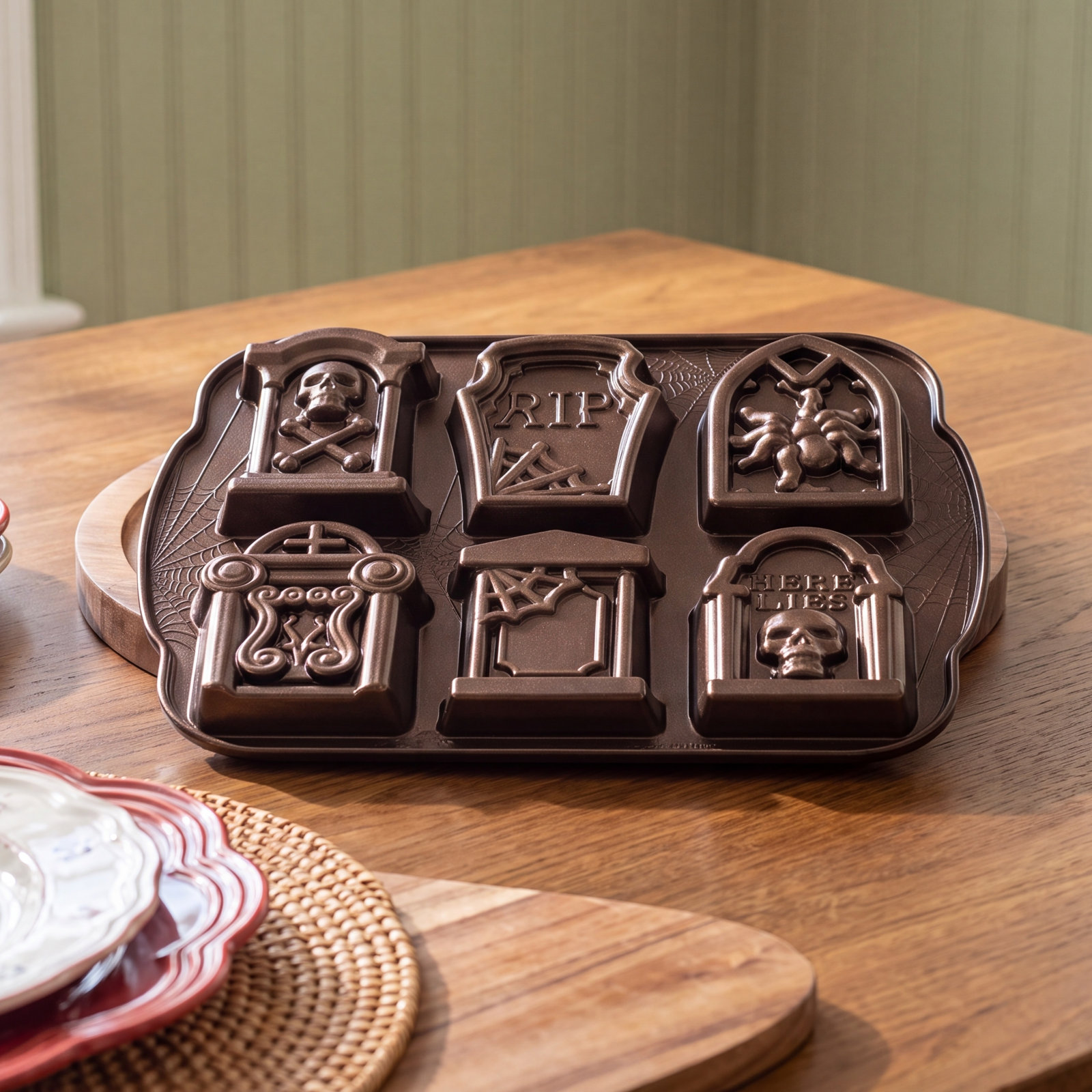 Nordic Ware Novelty Nonstick Cake Pan